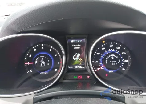 2015 Hyundai Santa Fe Sport 2.0L Turbo from USA, damaged, VIN 5XYZWDLAXFG240029